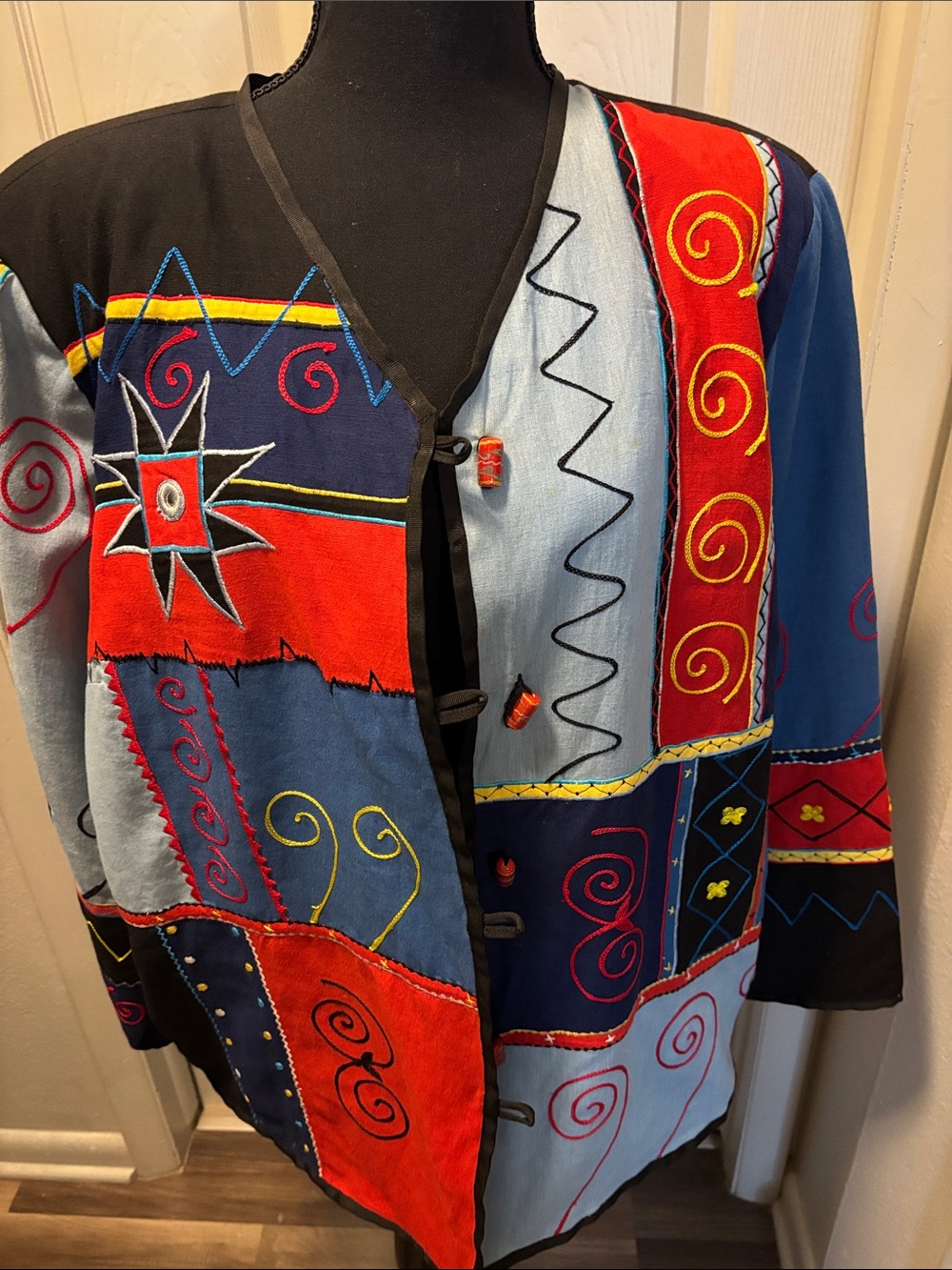 Vintage Colorblock Swirl Patchwork Women's Jacket - Red & Blue